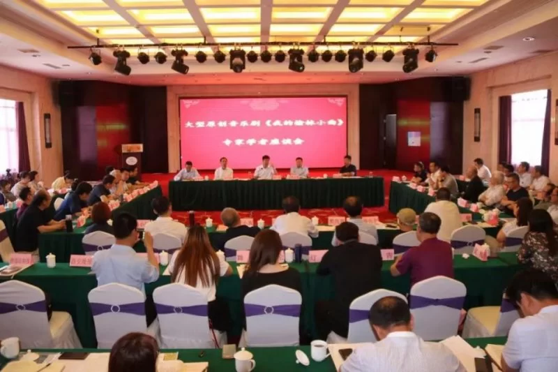 大型原创音乐剧《我的榆林小曲》演出受好评(图5) 大型原创音乐剧《我的榆林小曲》演出受好评(图5)