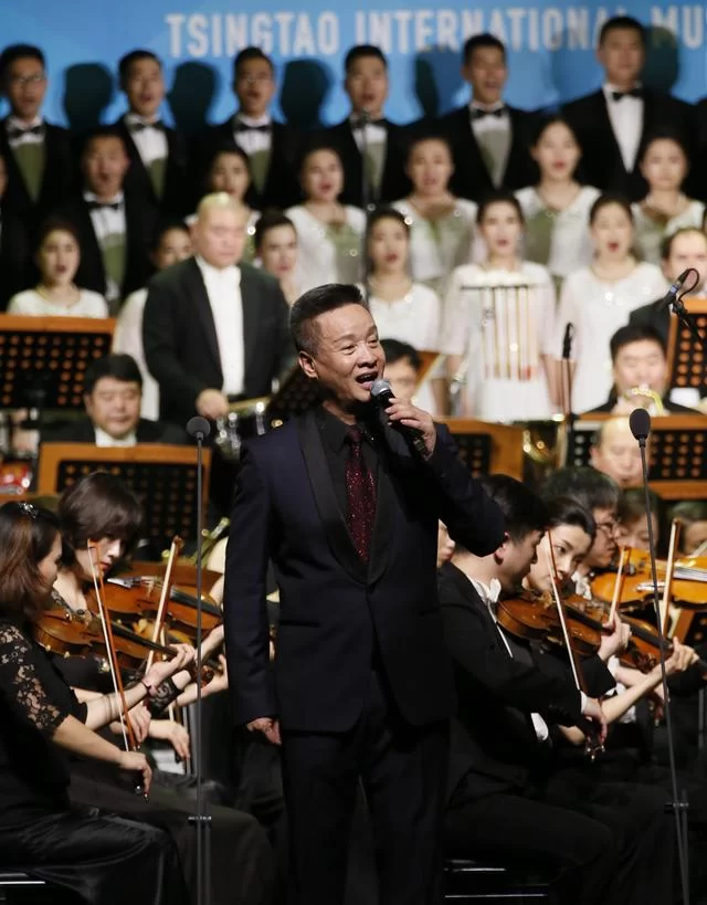 “阎师高徒”,阎维文民族声乐大师班师生音乐会成功上演(图9) “阎师高徒”,阎维文民族声乐大师班师生音乐会成功上演(图9)