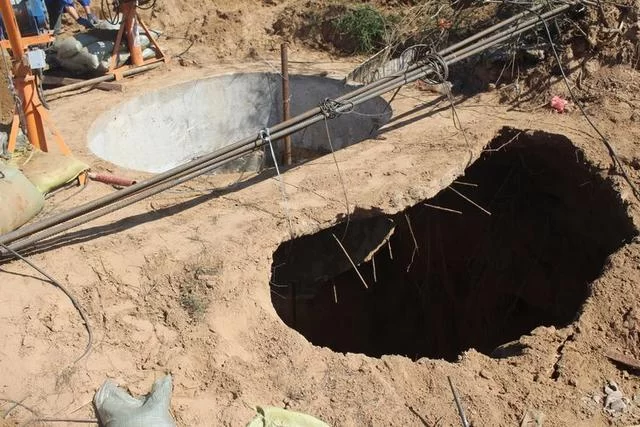 21小时生死大营救 9.24神木消防深井坍塌事故救援行动(图2) 21小时生死大营救 9.24神木消防深井坍塌事故救援行动(图2)