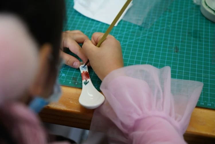 “公筷公勺”拼创意 你更中意哪一款?(图2) “公筷公勺”拼创意 你更中意哪一款?(图2)