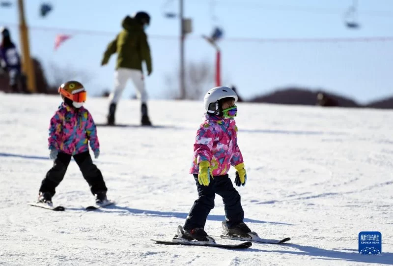 中国“冰雪之约”许未来以光明(图3)