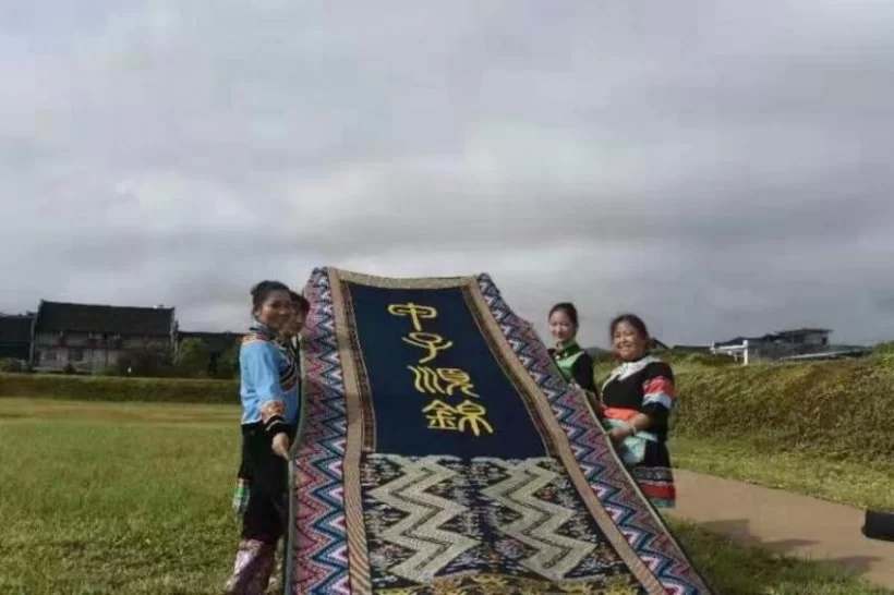 “玩”艺术的非遗人刘代娥：让土家织锦在新时代枝繁叶茂(图5)