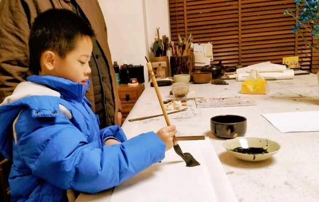 一本属于心灵漫步的枕边书——青弘诗文集《蛙声》正式出版(图5)