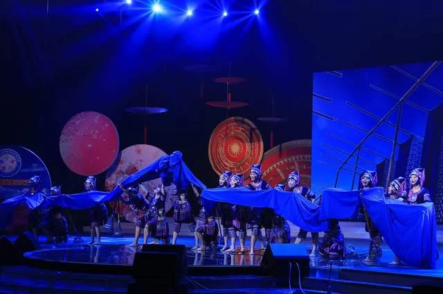 广西：十年全区基层群众文艺会演办在基层，热在基层