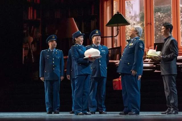 金响用歌声致敬阎肃,唱响音乐剧《风花雪月》(图3) 金响用歌声致敬阎肃,唱响音乐剧《风花雪月》(图3)