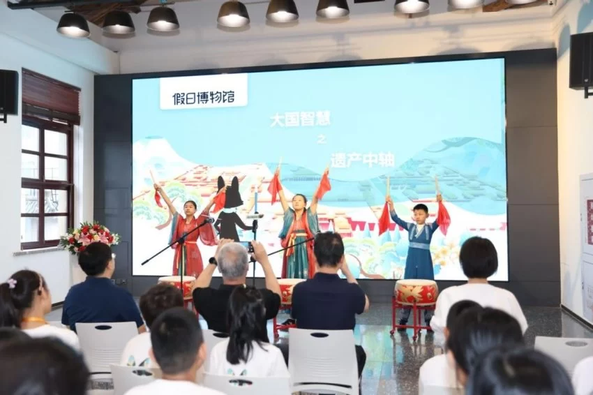 传承中华文脉,雨燕使者训练营赋予青少年责任与使命(图2) 传承中华文脉,雨燕使者训练营赋予青少年责任与使命(图2)