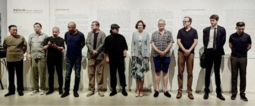 “宇航员小鹿~迪拜到北京——刘清路2023个展”在京开幕(图4) “宇航员小鹿~迪拜到北京——刘清路2023个展”在京开幕(图4)