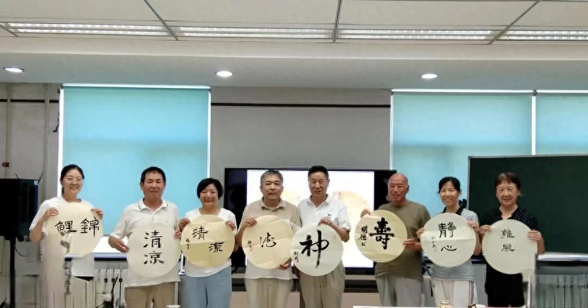 北京海淀:“书法+评书”,全民阅读探索文旅新模式(图4) 北京海淀:“书法+评书”,全民阅读探索文旅新模式(图4)