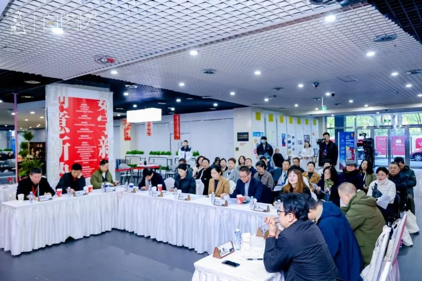 2023“白塔杯”文化创意大赛决赛成功举办(图2) 2023“白塔杯”文化创意大赛决赛成功举办(图2)