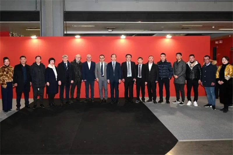 “多彩中国 佳节好物”主题展区 在2023年米兰国际手工艺博览会开幕(图5) “多彩中国 佳节好物”主题展区在2023年米兰国际手工艺博览会开幕(图5)