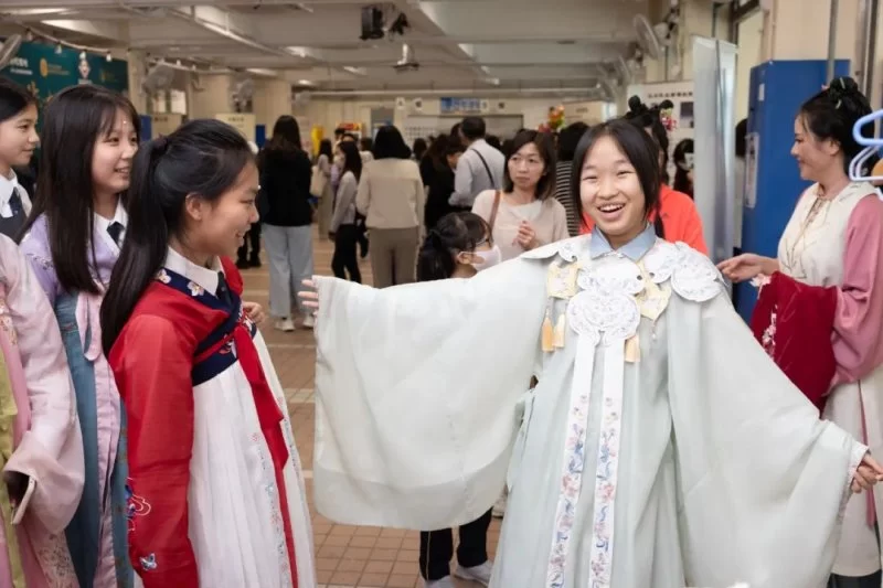 中華藝興 | 文化傳承香江情 非遺潤澤學子心(图11) 中華藝興 | 文化傳承香江情 非遺潤澤學子心(图12)