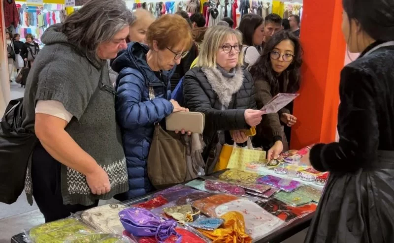 “多彩中国 佳节好物”主题展区在2023年米兰国际手工艺博览会成功举办(图8) “多彩中国 佳节好物”主题展区在2023年米兰国际手工艺博览会成功举办(图8)