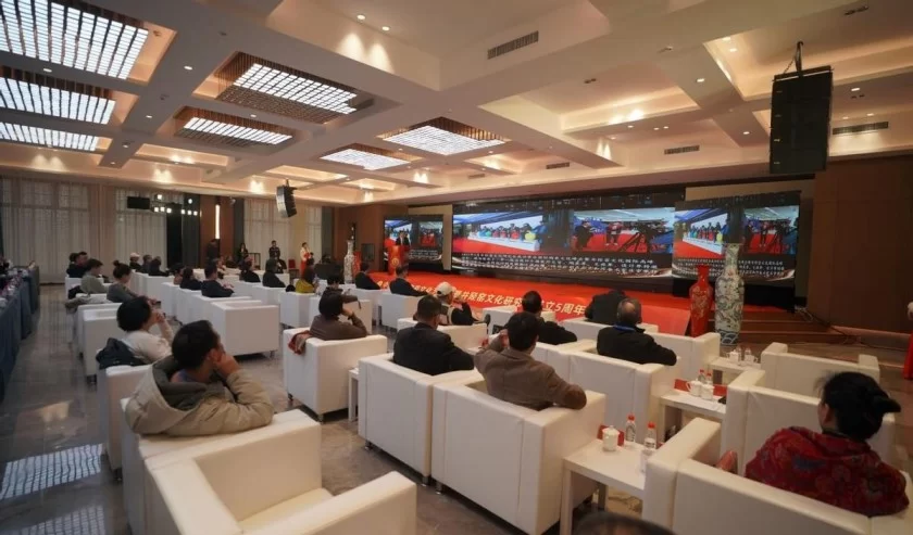 共融共创跨界融合,助力井陉陶瓷破圈——2024中国﹒井陉陶瓷文化艺术节成功举办(图5) 共融共创跨界融合,助力井陉陶瓷破圈——2024中国﹒井陉陶瓷文化艺术节成功举办(图5)