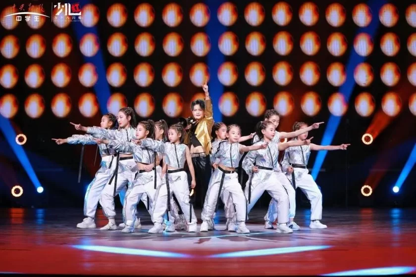 “龙的传人”2024《少儿红》全国少年儿童春节联欢晚会圆满收官(图8) “龙的传人”2024《少儿红》全国少年儿童春节联欢晚会圆满收官(图8)