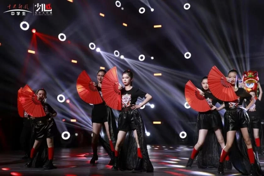 “龙的传人”2024《少儿红》全国少年儿童春节联欢晚会圆满收官(图12) “龙的传人”2024《少儿红》全国少年儿童春节联欢晚会圆满收官(图12)