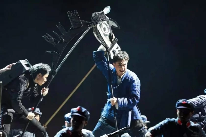 赣南采茶戏《一个人的长征》晋京展演:展现淳朴劳动人民形象 传承红色信仰力量(图3) 赣南采茶戏《一个人的长征》晋京展演:展现淳朴劳动人民形象 传承红色信仰力量(图3)