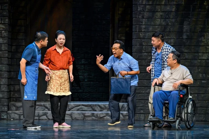 话剧《三街两巷》还原南宁老百姓向上风貌(图1)