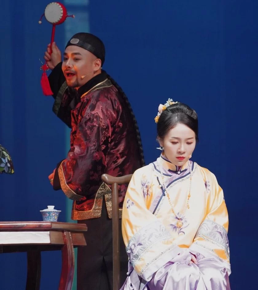 柳州原创话剧《人面·桃花》亮相第十二届广西剧展(图3) 柳州原创话剧《人面·桃花》亮相第十二届广西剧展(图3)