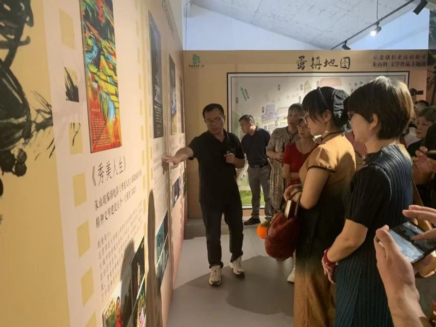 朱山坡《蛋镇诗社》分享会在东莞举行(图6)