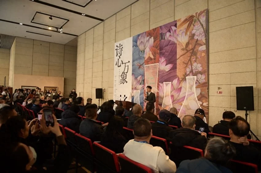 倡扬东方新古典美学：“诗心万象——张闻冰陶瓷艺术展”在京启幕