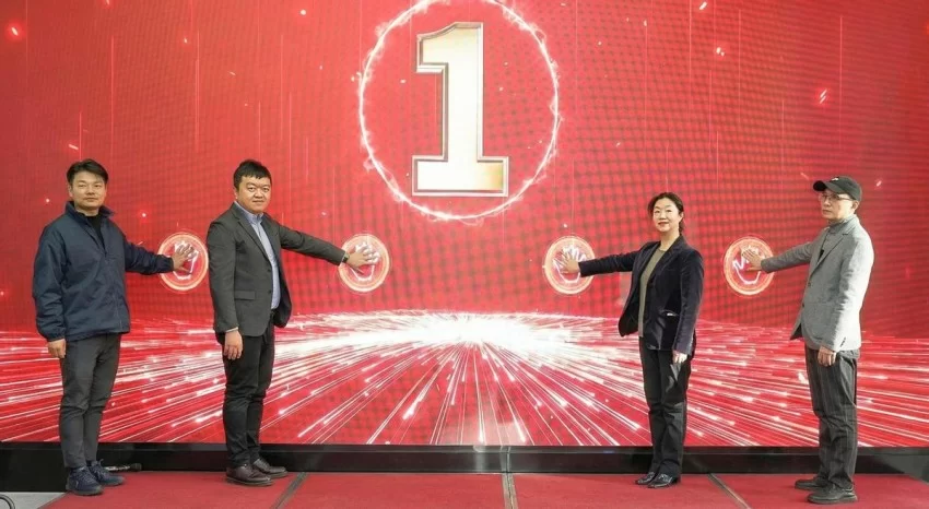 第四届“人美杯”中国青少年书画大展成功举办(图2) 第四届“人美杯”中国青少年书画大展成功举办(图2)