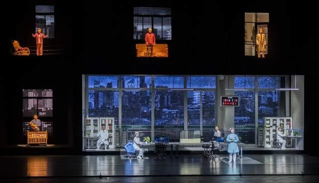 《天使日记》倾情演绎武汉战“疫”——抗疫题材民族歌剧《天使日记》在国家大剧院上演(图4) 《天使日记》倾情演绎武汉战“疫”——抗疫题材民族歌剧《天使日记》在国家大剧院上演(图4)