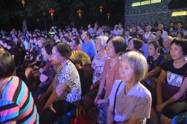 李华：让古戏台焕发新生机的文化人