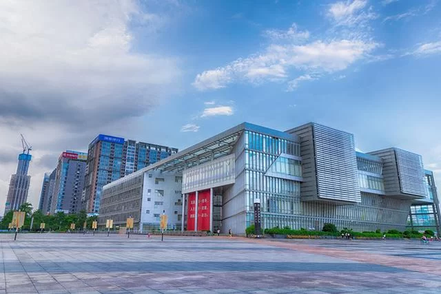 李东来:匠心铸造东莞图书馆文化名片(图2) 李东来:匠心铸造东莞图书馆文化名片(图2)