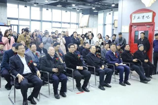 与大咖同行!当秦汉新城遇见唐三超……(图2) 与大咖同行!当秦汉新城遇见唐三超……(图2)