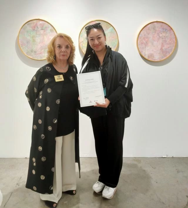 “视觉中国·洲际行”当代艺术特展在美国迈阿密成功举办(图4) “视觉中国·洲际行”当代艺术特展在美国迈阿密成功举办(图4)