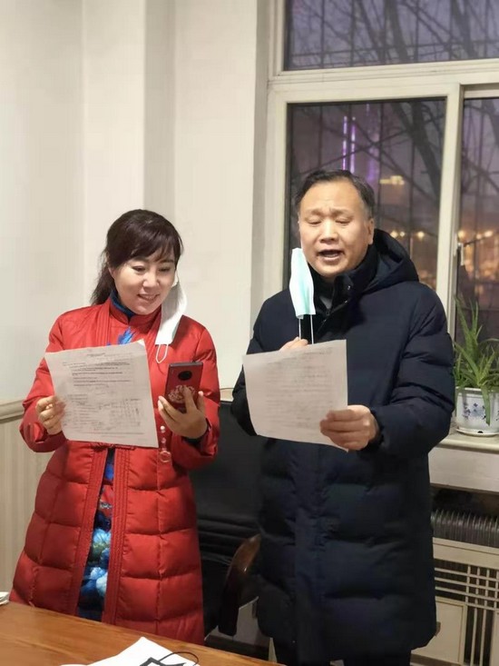 山西省曲艺团创作《加油,武汉!加油,中国!》为“抗疫”鼓劲加油(图1) 山西省曲艺团创作《加油,武汉!加油,中国!》为“抗疫”鼓劲加油(图1)