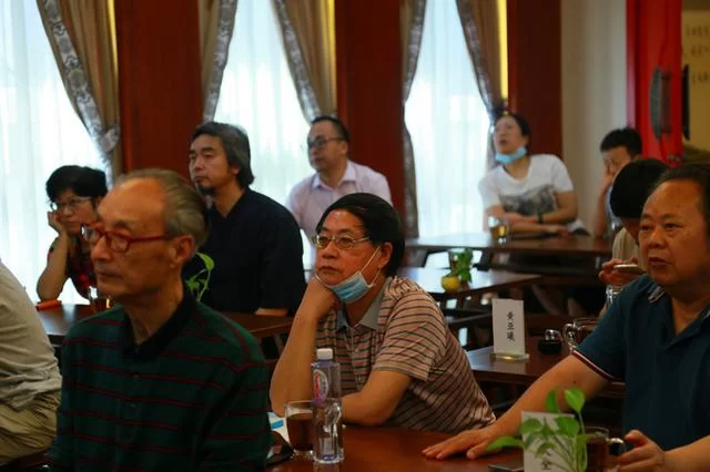 陈红涛教授"战旗讲坛.易鼎书院"系列讲座开坛首讲(图5) 陈红涛教授"战旗讲坛.易鼎书院"系列讲座开坛首讲(图5)