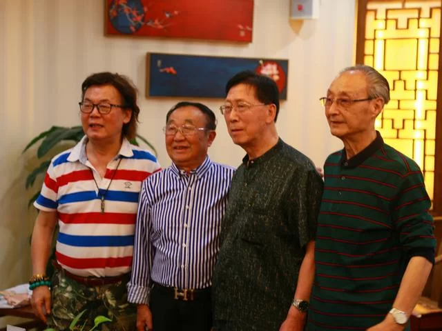 陈红涛教授"战旗讲坛.易鼎书院"系列讲座开坛首讲(图7) 陈红涛教授"战旗讲坛.易鼎书院"系列讲座开坛首讲(图7)