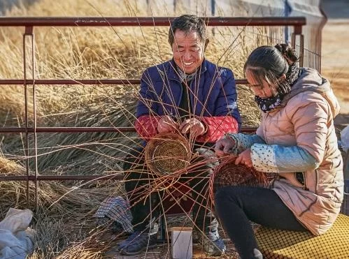 火塔点亮圆心梦　咱们赶上好时候——陕西省榆林市多举措确保高质量打赢脱贫攻坚战(图1)