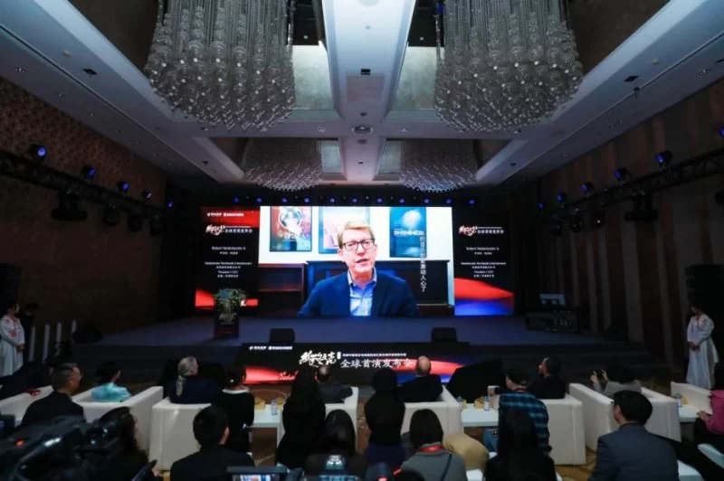 携手百老汇“丝路”主题音乐剧《丝路之声》全球首演发布会在京举办(图4) 携手百老汇“丝路”主题音乐剧《丝路之声》全球首演发布会在京举办(图4)