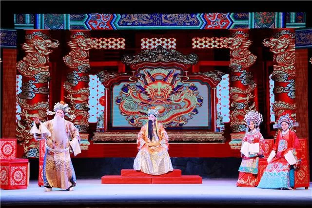 幸福花儿朵朵开——英山县创建国家公共文化服务体系示范区“三好”模式探访(图6) 幸福花儿朵朵开——英山县创建国家公共文化服务体系示范区“三好”模式探访(图6)