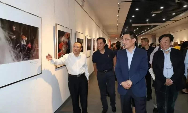 “非遗影像 中国风采”——第十届“群艺杯”全国摄影艺术展在深圳举办(图6) “非遗影像 中国风采”——第十届“群艺杯”全国摄影艺术展在深圳举办(图6)