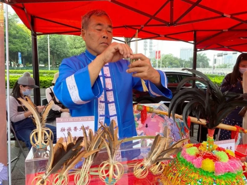 共享缤纷文化盛宴 广西启动全民艺术普及月活动(图3) 共享缤纷文化盛宴 广西启动全民艺术普及月活动(图3)