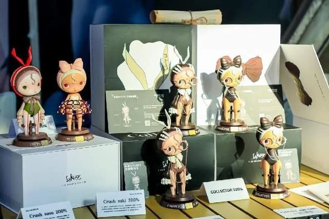 2022北京时装周x潮玩造物博览会盛大开幕(图2) 2022北京时装周x潮玩造物博览会盛大开幕(图2)