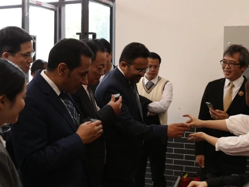 “物以载道”——中国与沙特非遗数字展启动仪式在佛山举行(图4) “物以载道”——中国与沙特非遗数字展启动仪式在佛山举行(图4)