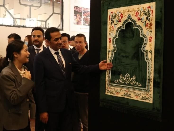 “物以载道”——中国与沙特非遗数字展启动仪式在佛山举行(图3) “物以载道”——中国与沙特非遗数字展启动仪式在佛山举行(图3)