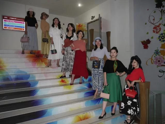 冉晓檬：成都时尚界＂美丽低成本＂的倡导者和引领者(图3)