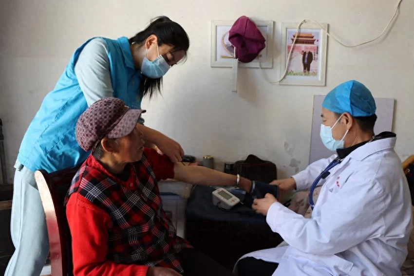 陕西神木:全力推进养老服务高质量发展 让养老变成一件幸福事(图3) 陕西神木:全力推进养老服务高质量发展 让养老变成一件幸福事(图3)