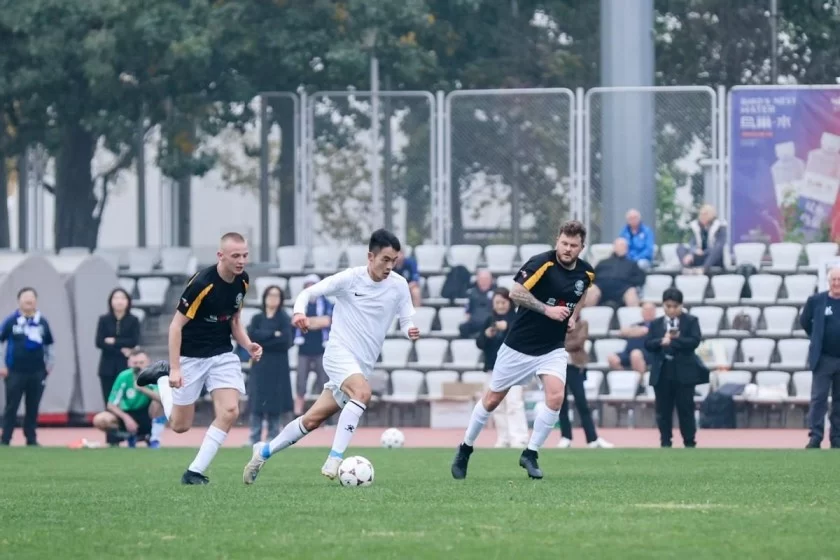 跃动中轴——北京中轴线足球友谊赛圆满举行(图6) 跃动中轴——北京中轴线足球友谊赛圆满举行(图6)