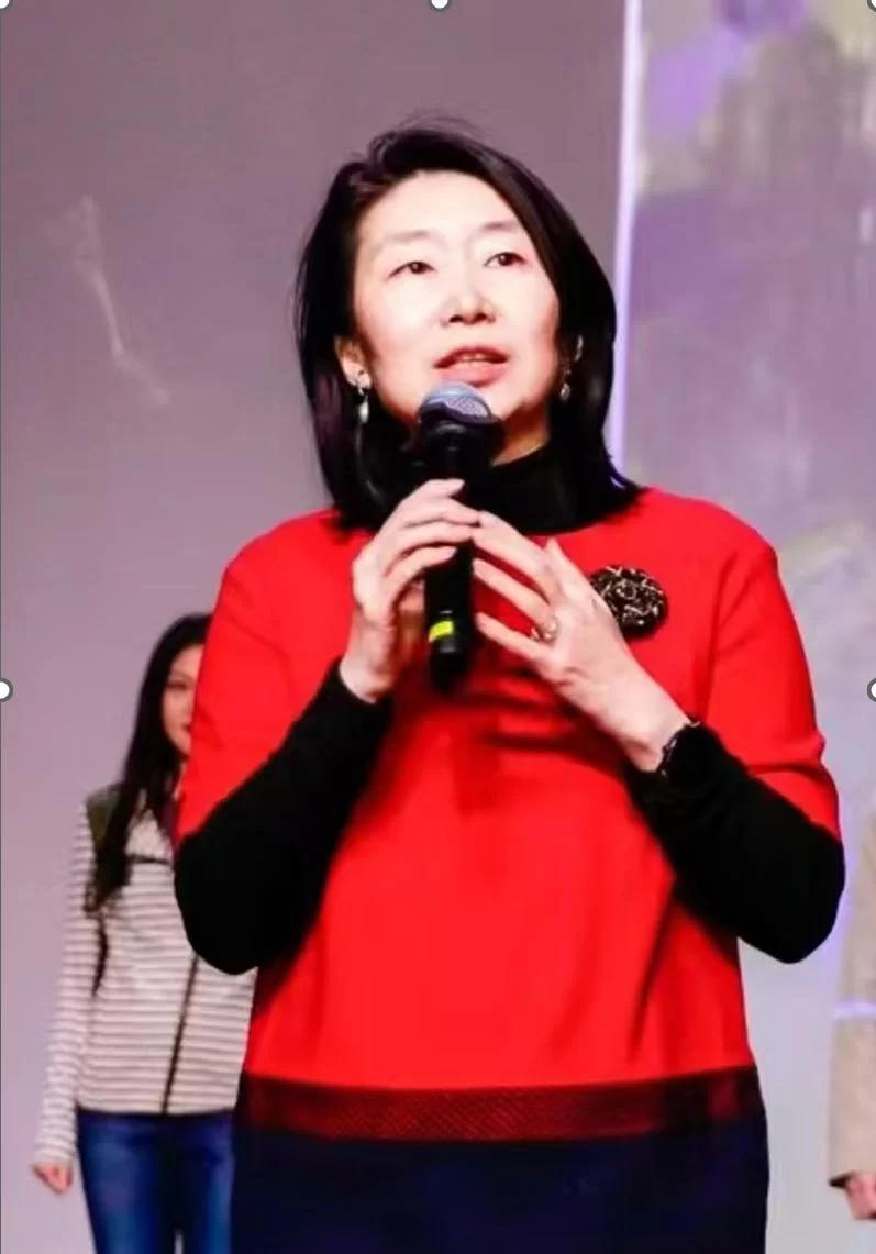 致敬已故美术家忻东旺——原创话剧《忻东旺》在清华大学演出(图8)