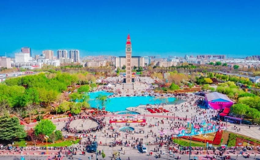 鹤舞樱飞向未来 十有城市展画卷——第十一届鹤壁樱花季全景扫描(图1) 鹤舞樱飞向未来 十有城市展画卷——第十一届鹤壁樱花季全景扫描(图1)