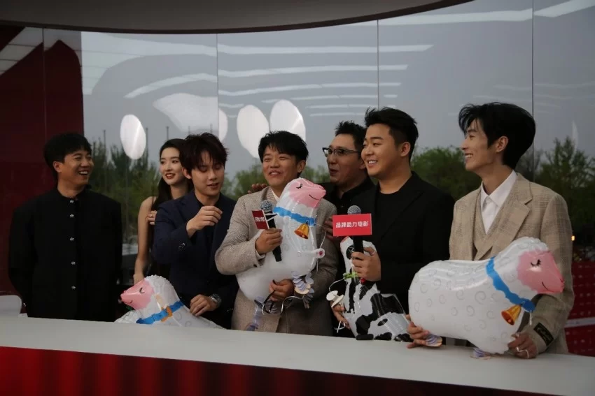 构架中国电影与民族品牌之间的价值桥梁——“品牌助力电影”公益直播活动再度登陆北京国际电影节(图4) 构架中国电影与民族品牌之间的价值桥梁(图4)