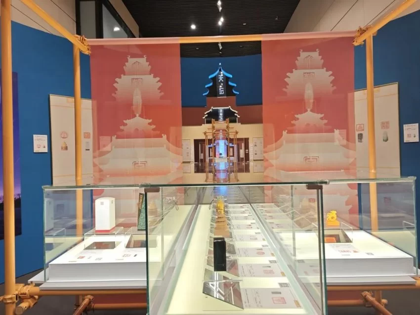 这个“五一”假期,北京中轴线首次“做客”上海(图4) 这个“五一”假期,北京中轴线首次“做客”上海(图4)