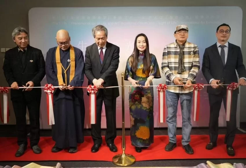 生命之光·第十一届生命艺术现象学国际艺术展暨学术论坛在东京开幕(图2) 生命之光·第十一届生命艺术现象学国际艺术展暨学术论坛在东京开幕(图2)