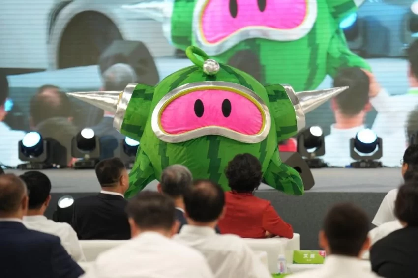 以瓜为媒 绘就发展“兴”图景——第37届北京大兴西瓜节启幕(图4) 以瓜为媒 绘就发展“兴”图景——第37届北京大兴西瓜节启幕(图4)